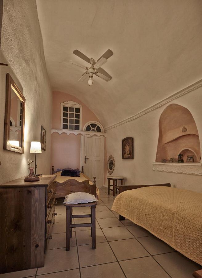 Santorini Cave Houses Vóthon Zewnętrze zdjęcie